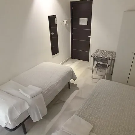 Hostel Central Sevilla Apartment Seville