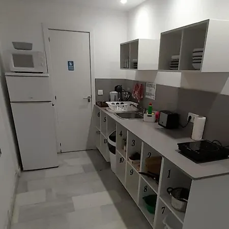 Hostel Central Sevilla Apartment *